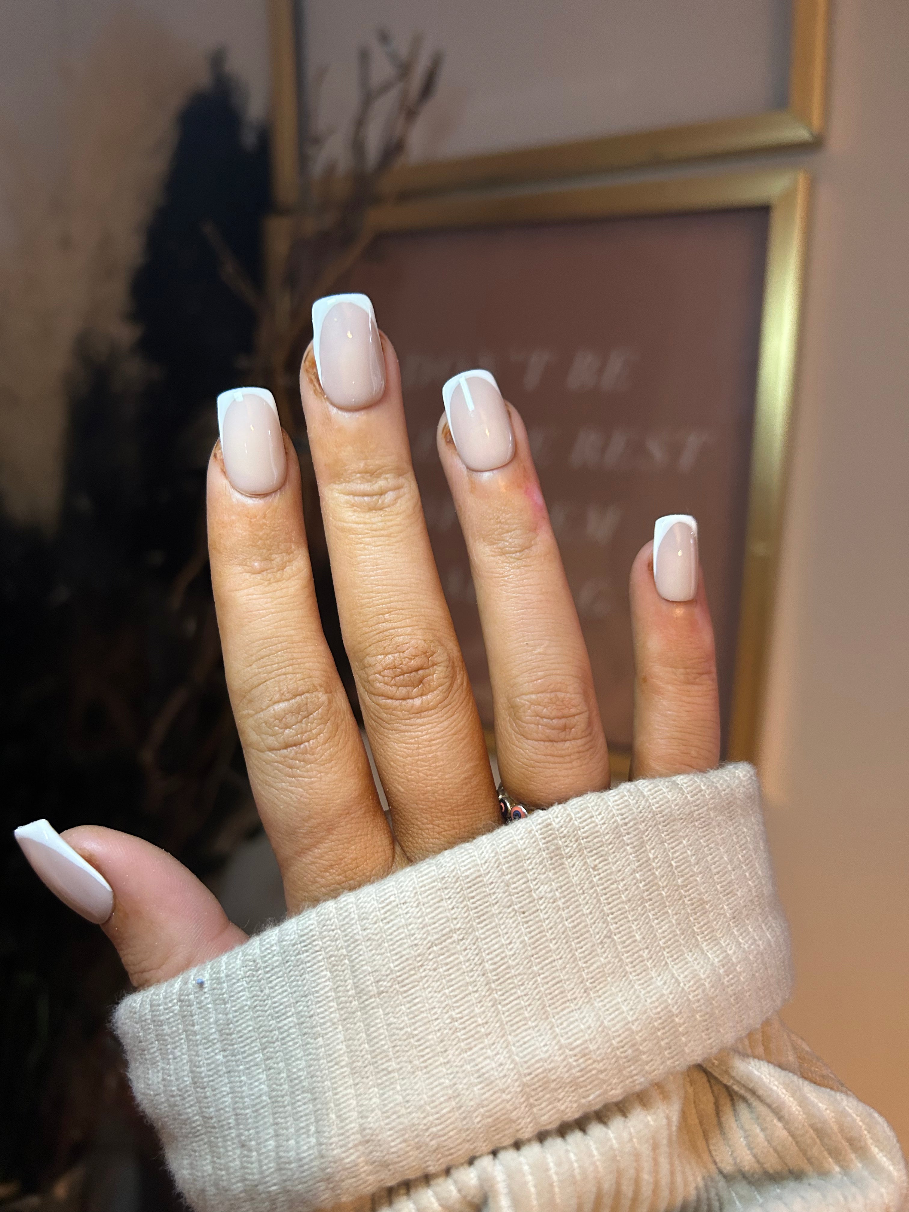 Classic French Tip False Nails