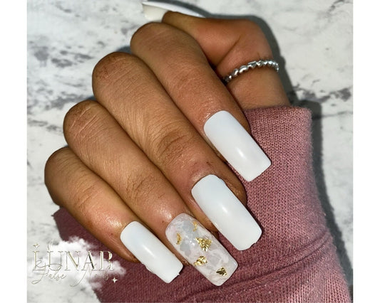 White Marble with Gold Flakes False Nails