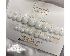 Heaven White Toenails - Lunar False Nails